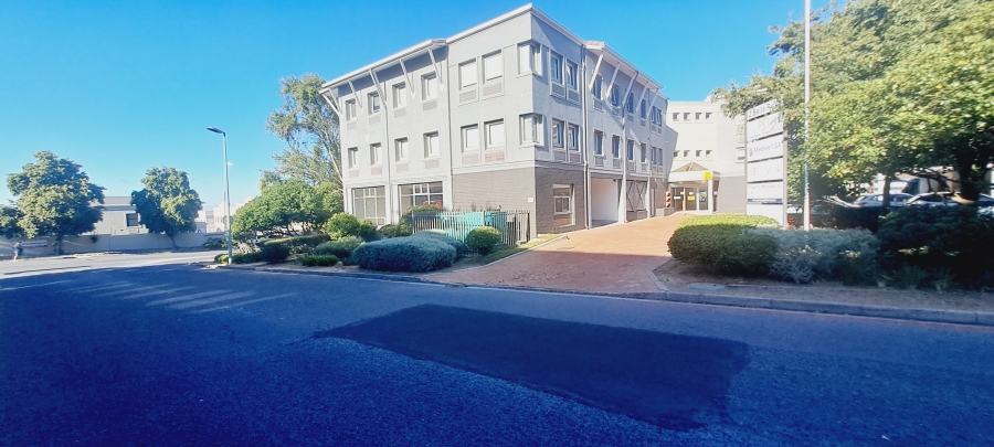 To Let commercial Property for Rent in Rosenpark Western Cape